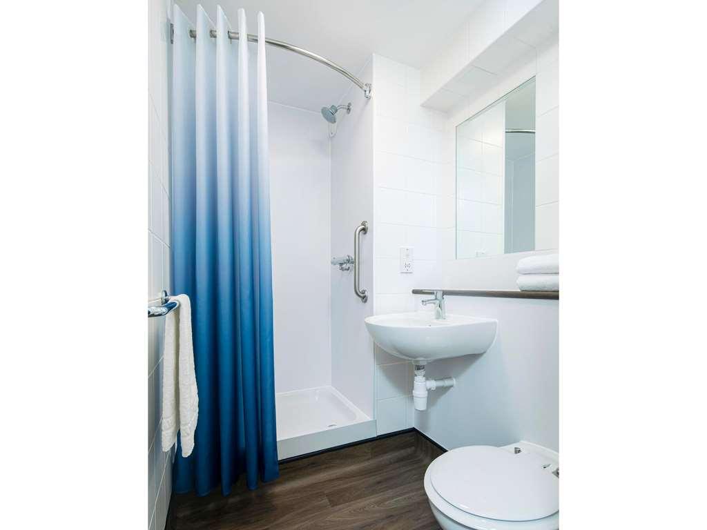 Travelodge London City Airport Habitación foto