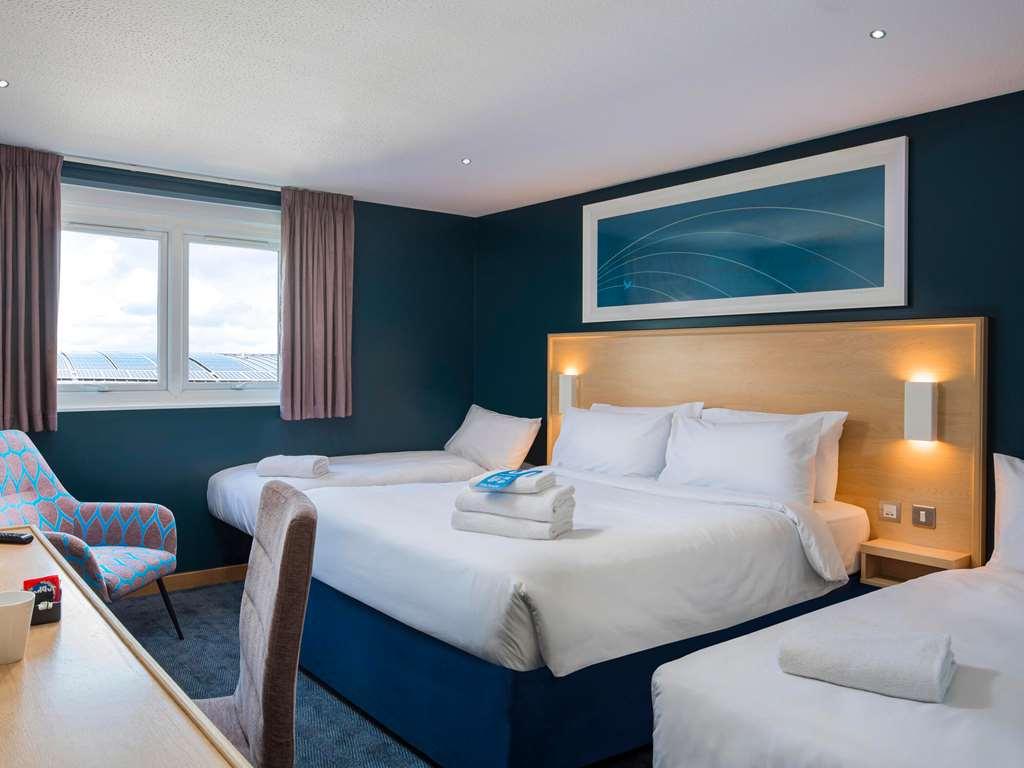 Travelodge London City Airport Habitación foto